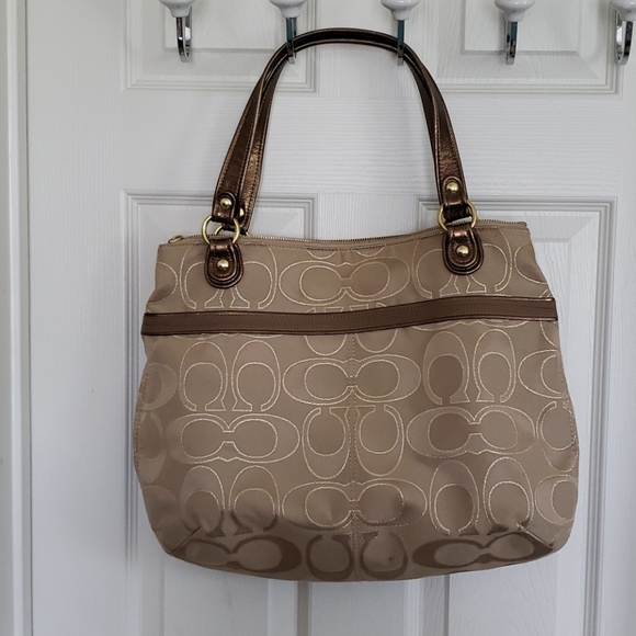 Coach Poppy Gold Metallic Signature Sateen Tote - Picture 2 of 10